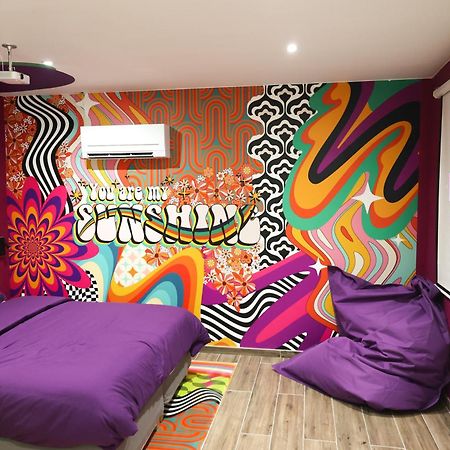 Capsule Groovy-Jacuzzi-Sauna-Billard-Netflix- Nintendo Switch & Jeux Mons Esterno foto